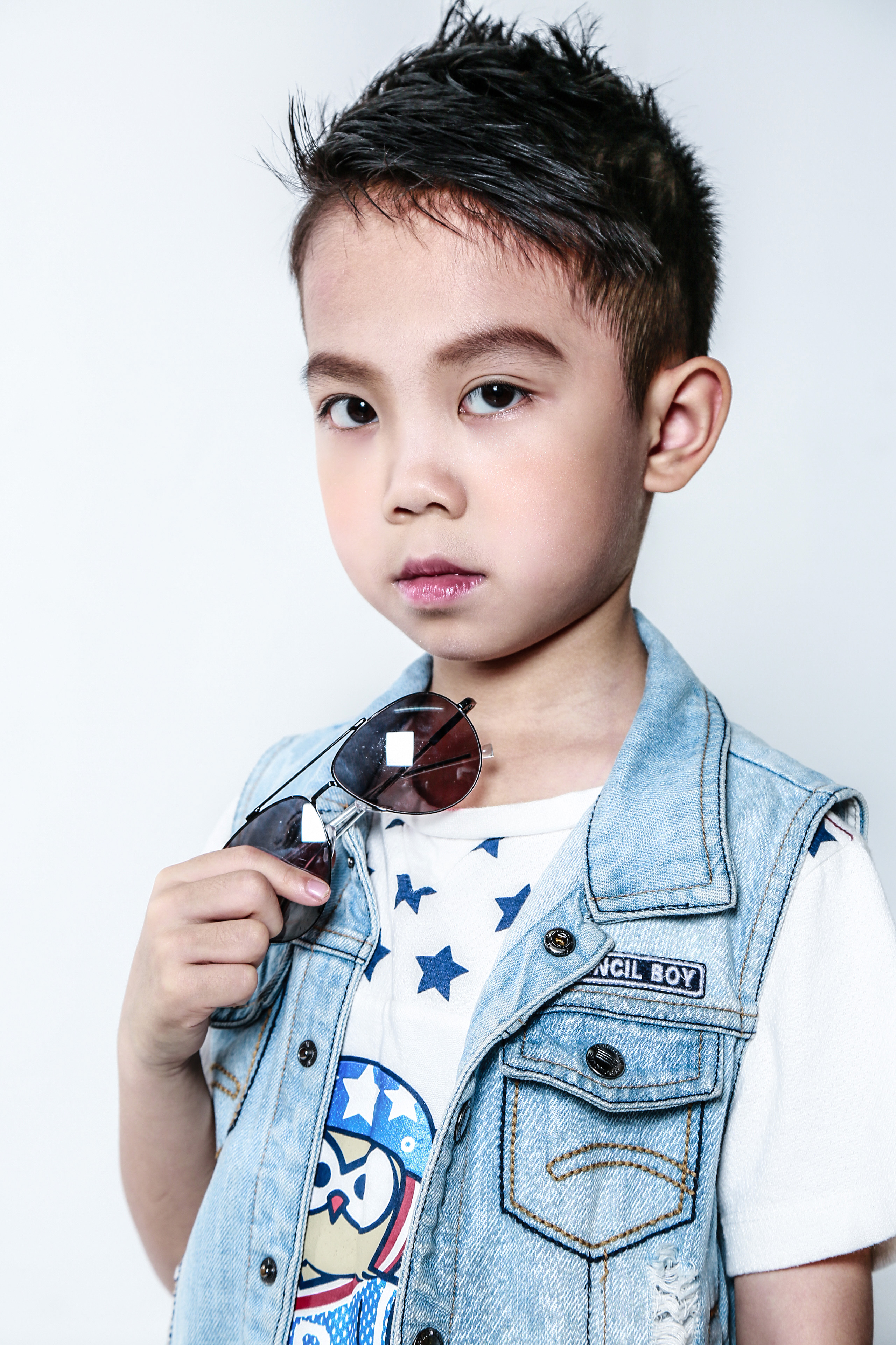 中国小童星男孩演员图片