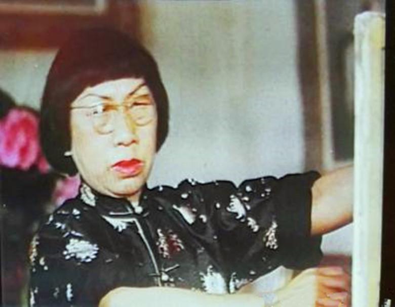 中国最坎坷的女画家,一幅画值100万美元,临死让4000幅作品回国