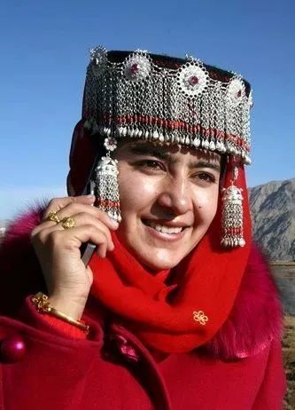新疆塔吉克族漂亮美女图片