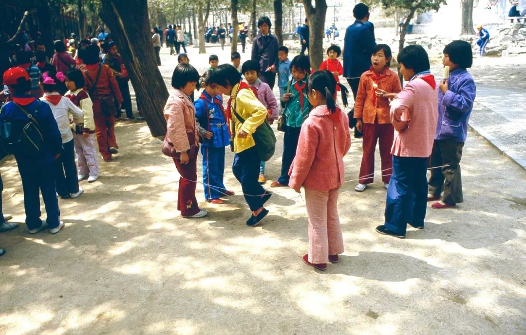 小学生耍流氓图片