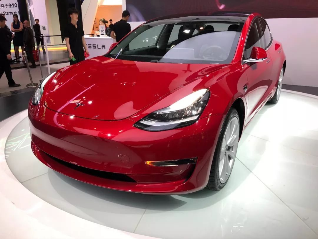 特斯拉 model 3 亞洲首秀:3.5 萬美元打造的未來 | 北京車展-搜狐汽車