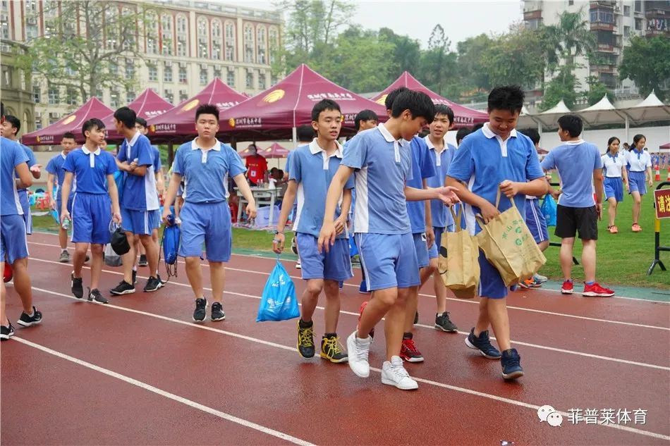 深圳市2018年中考體育考試神秘設備現身南頭中學考點