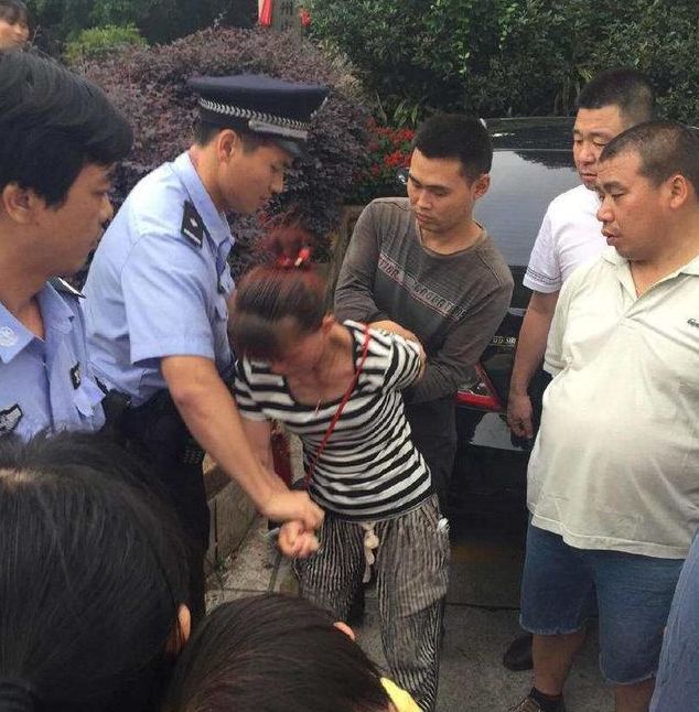中国第一女人贩子她2年内拐卖46名儿童被抓后说了10个字