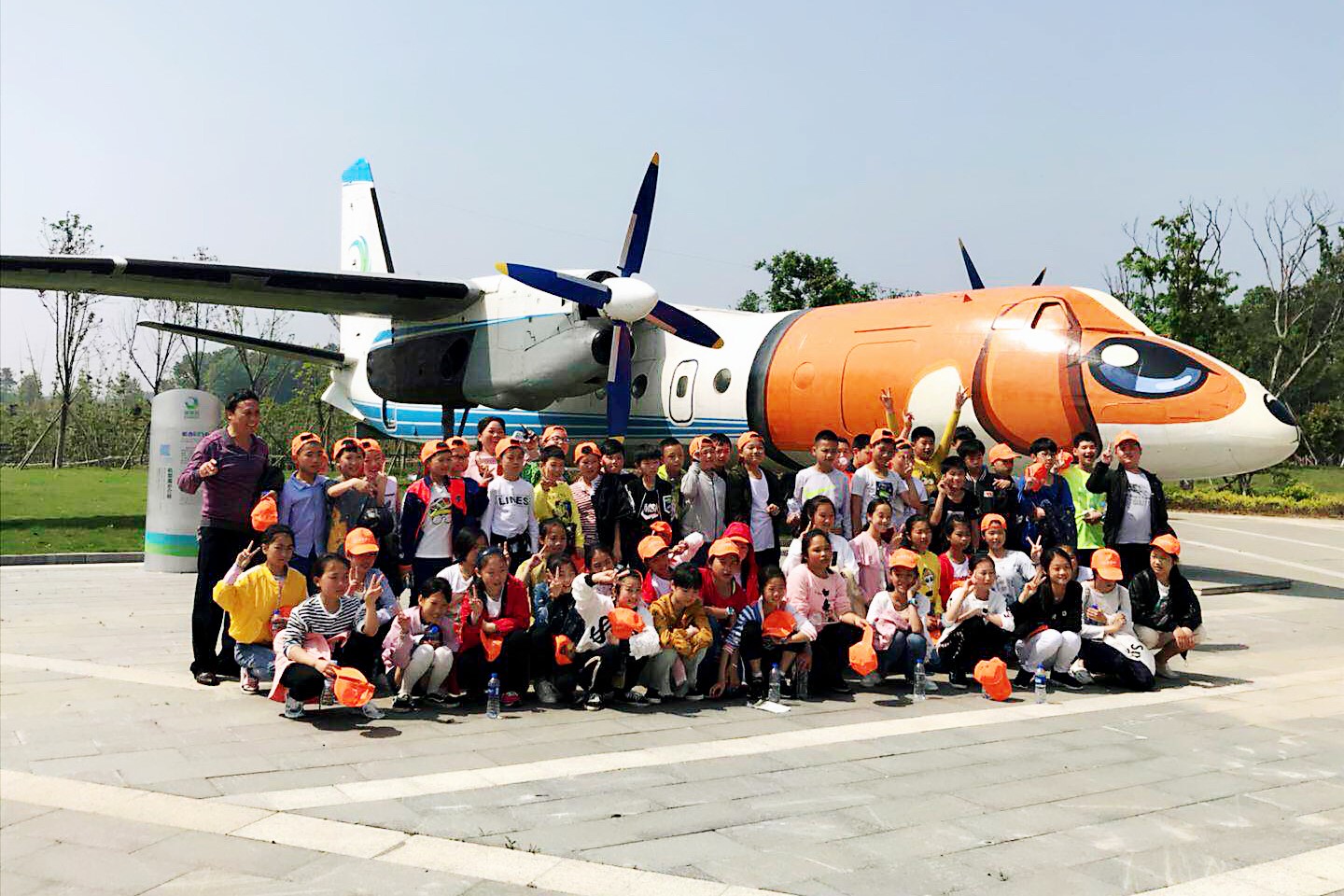 荊門愛飛客極客公園迎來首批千人研學團隊