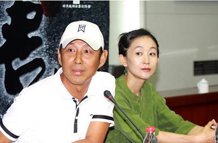 都说英雄相惜,我们都知道陈道明是实力派的演员,2010年,陈瑾与陈道明