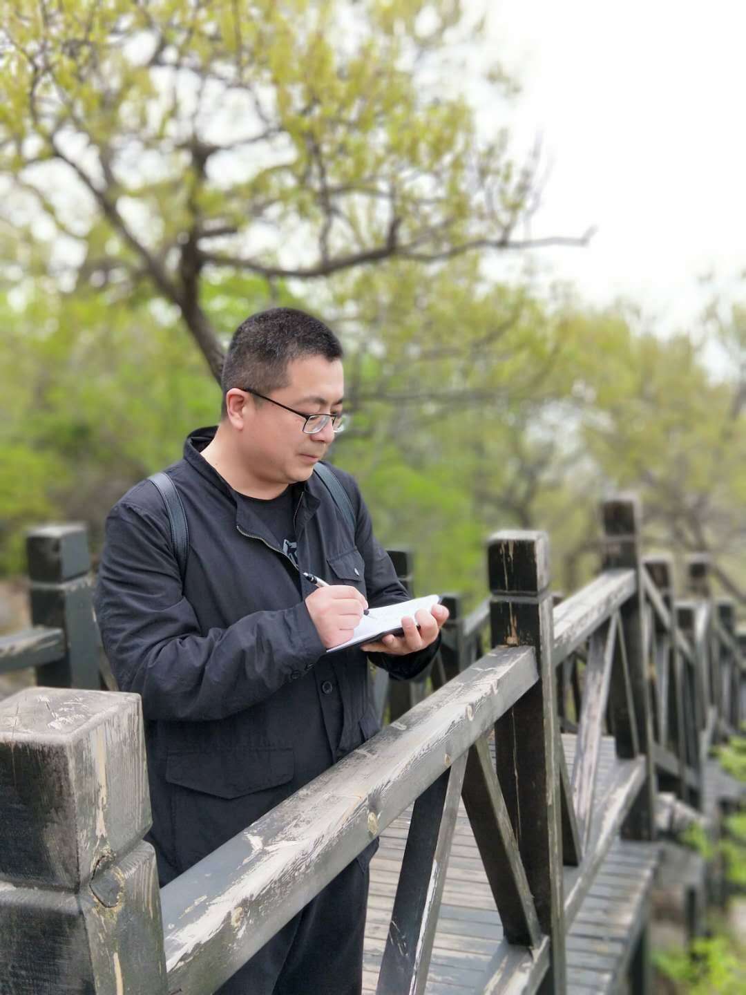 高岗的儿子简介 孙辈图片