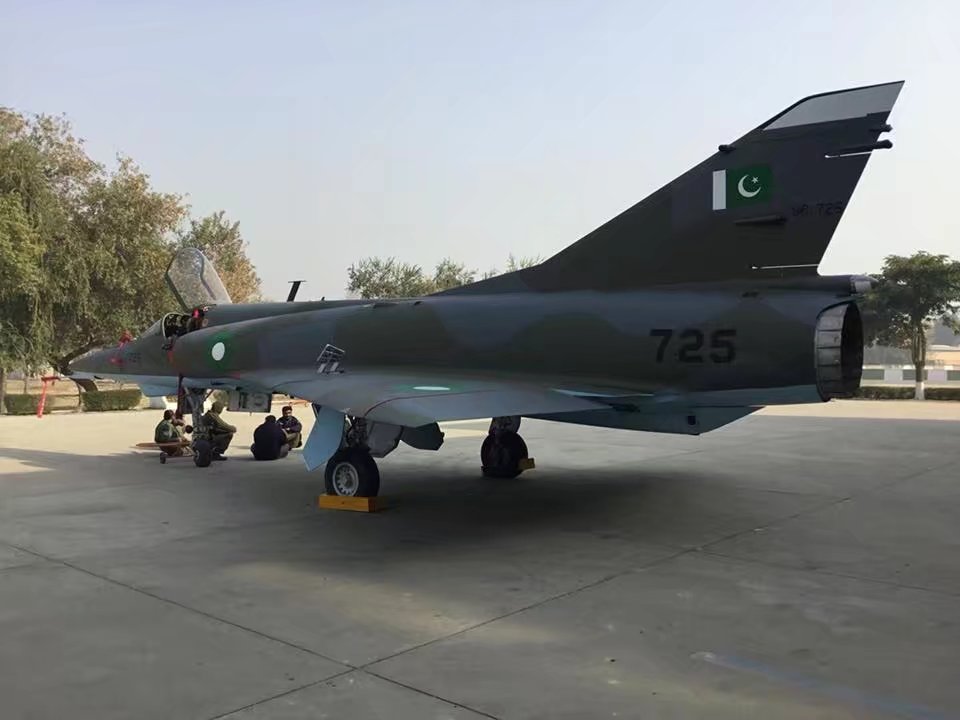 巴基斯坦空军维修厂 幻影iii战机在这里改头换面