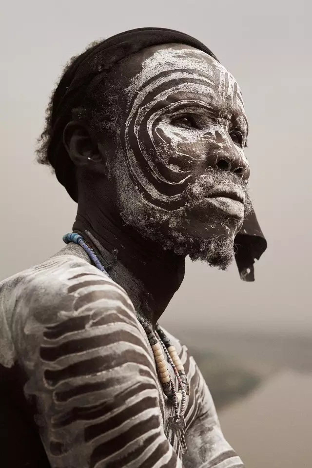 omo valley, ethiopiathe mursi people在埃塞俄比亞的穆爾西部落