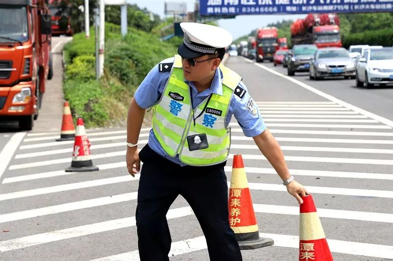 湖南高速交警图片