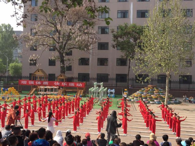 【阳光排舞】阳光排舞进校园公益行——走进山西大学附属幼儿园