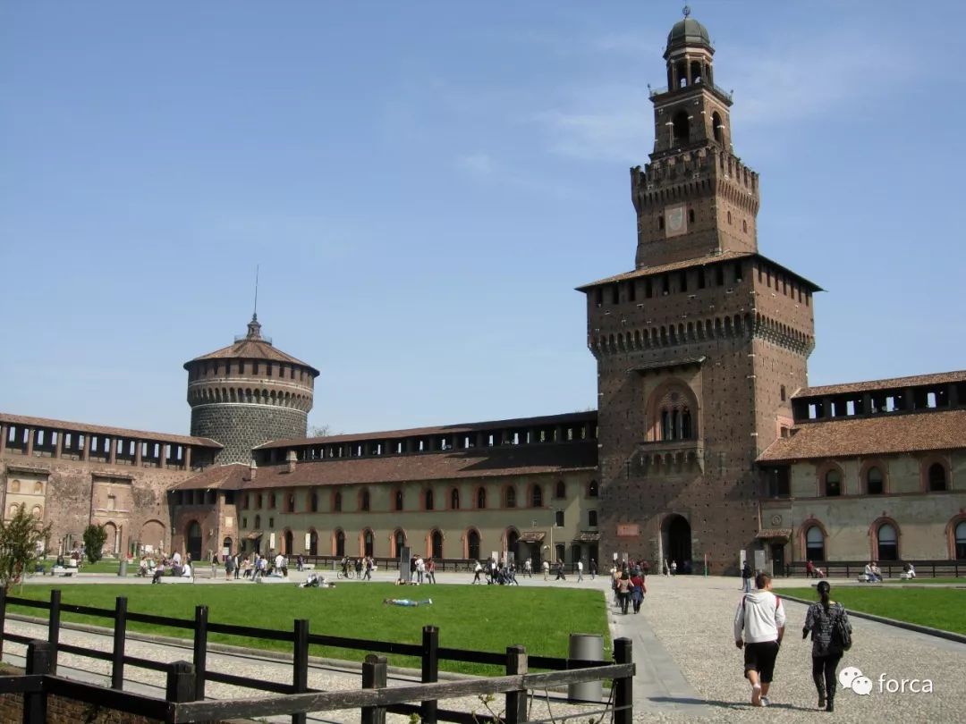 米蘭 1702斯福爾扎古堡castello sforzesco,一個每個到米蘭的人都不會