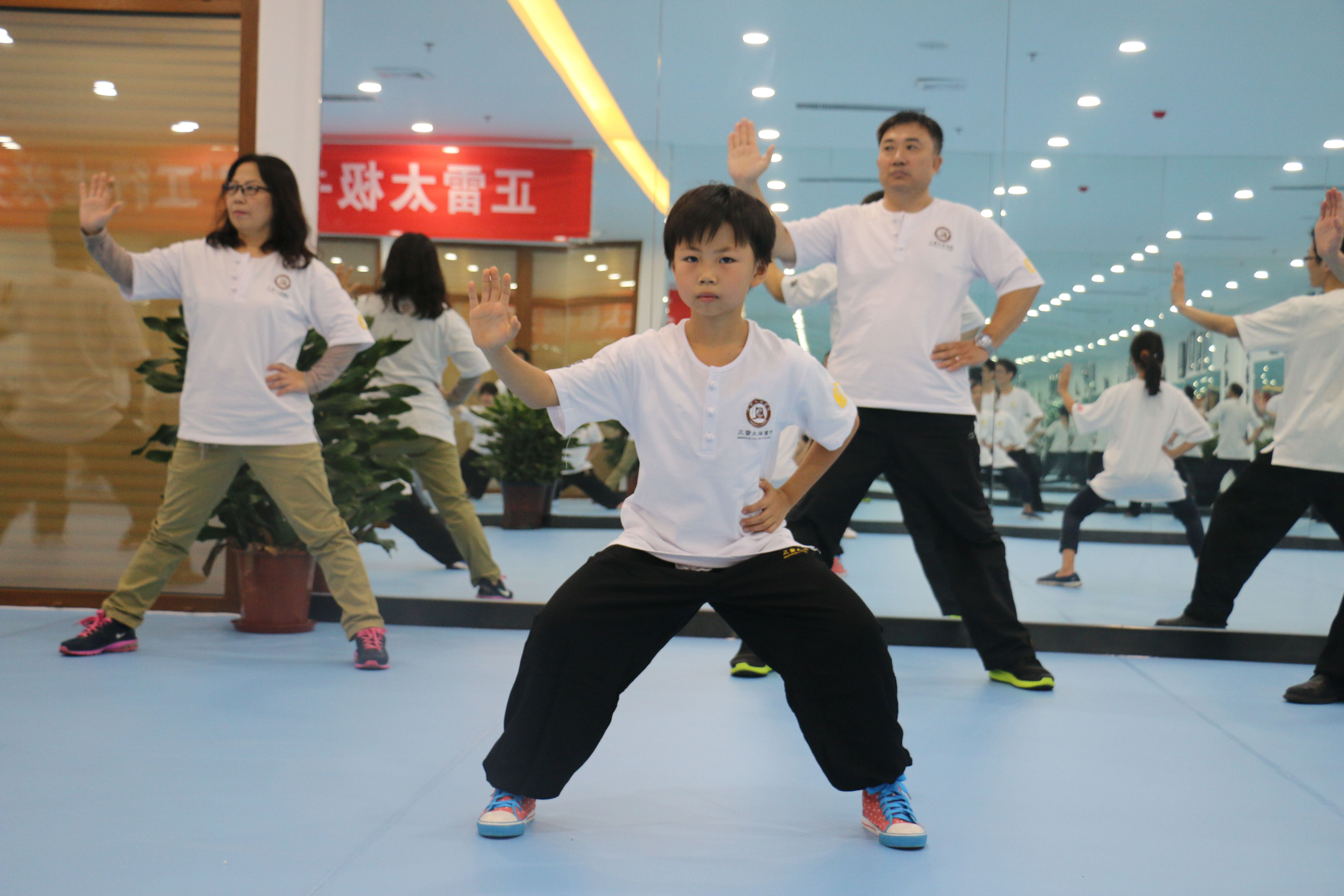 学习太极拳的教育方法之所以被很多家庭所认可,源于中华民族传承已久