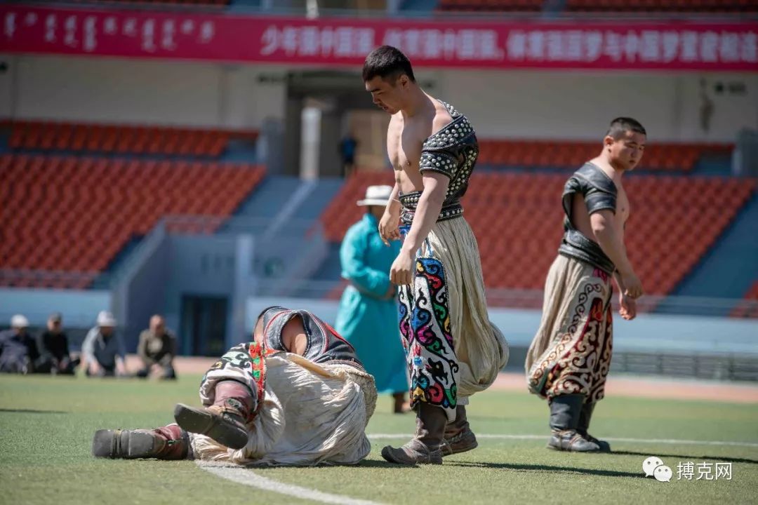 【图集】2018第十四届锡林郭勒"俱乐部杯"博克塞 128搏克精彩图集