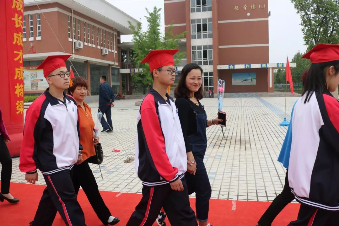 广饶县任怡旭图片