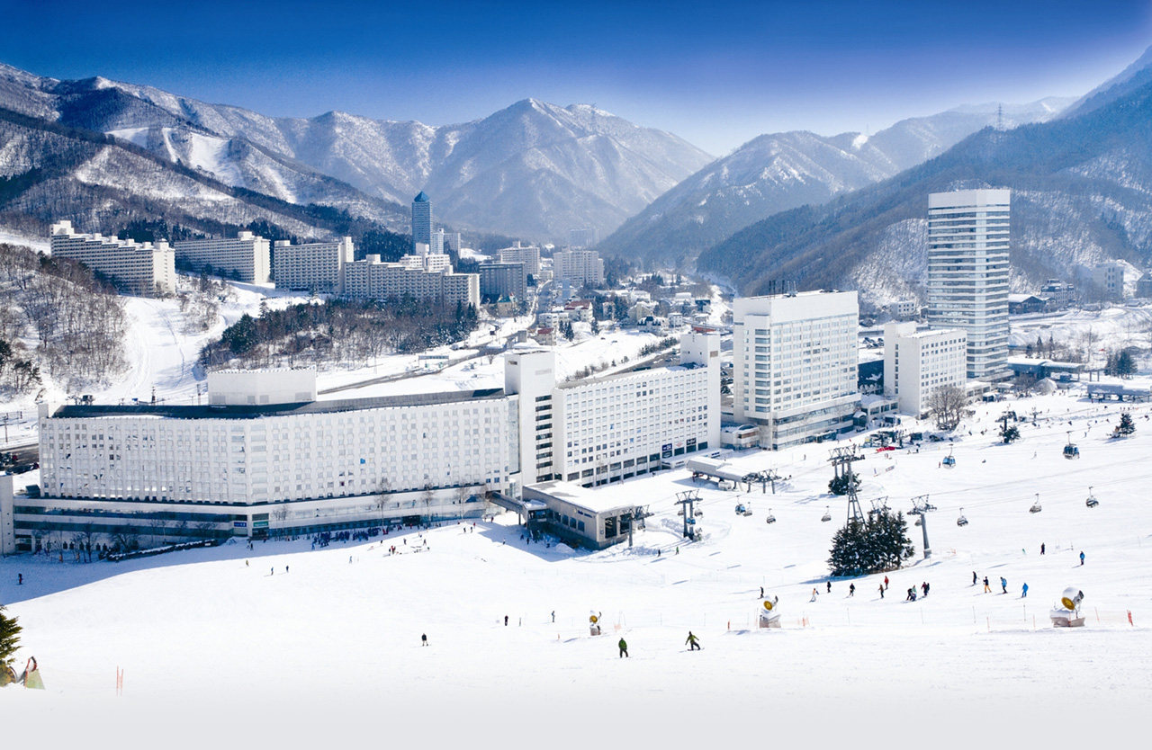 苗场滑雪场图片