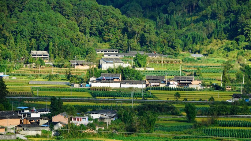 雲南騰衝田園風景圖片(14張)_保山