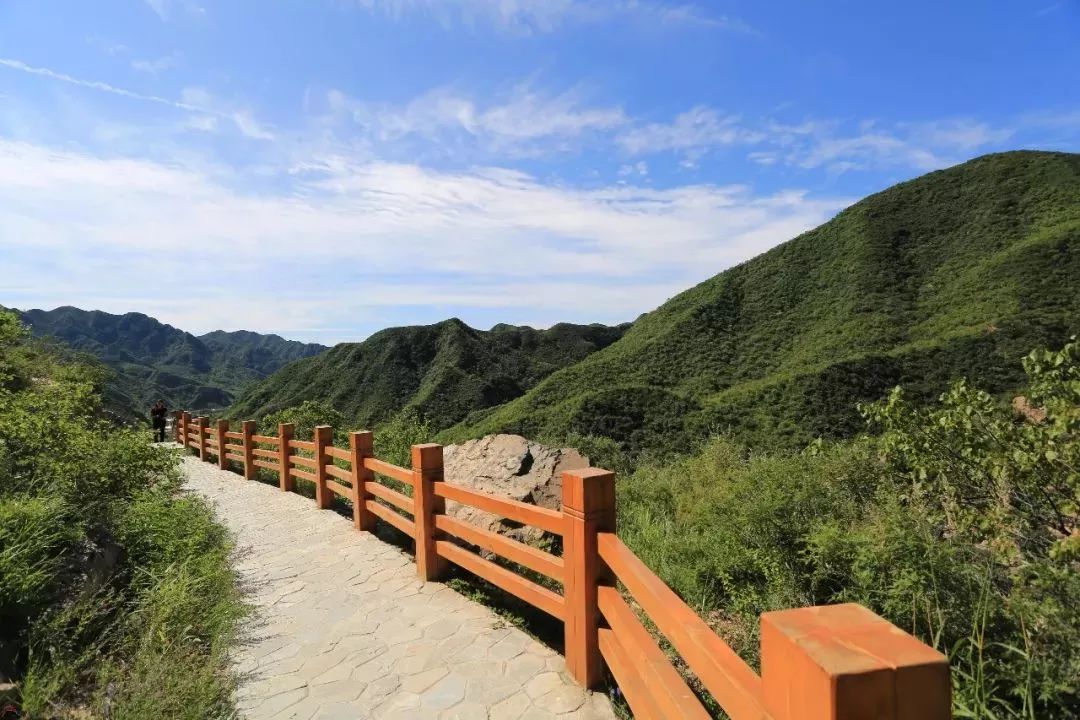 京郊竟然有這麼多景美刺激的登山步道!【週末去哪兒】