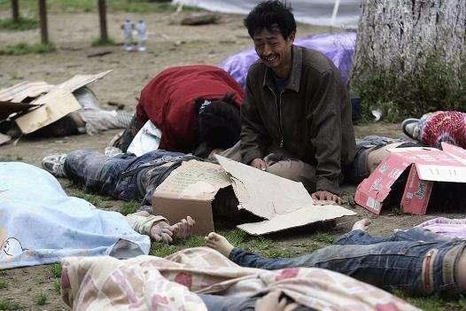 汶川地震死人真实图片图片