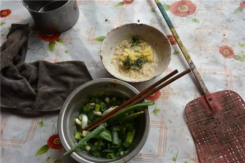 贫困山区 饭菜图片