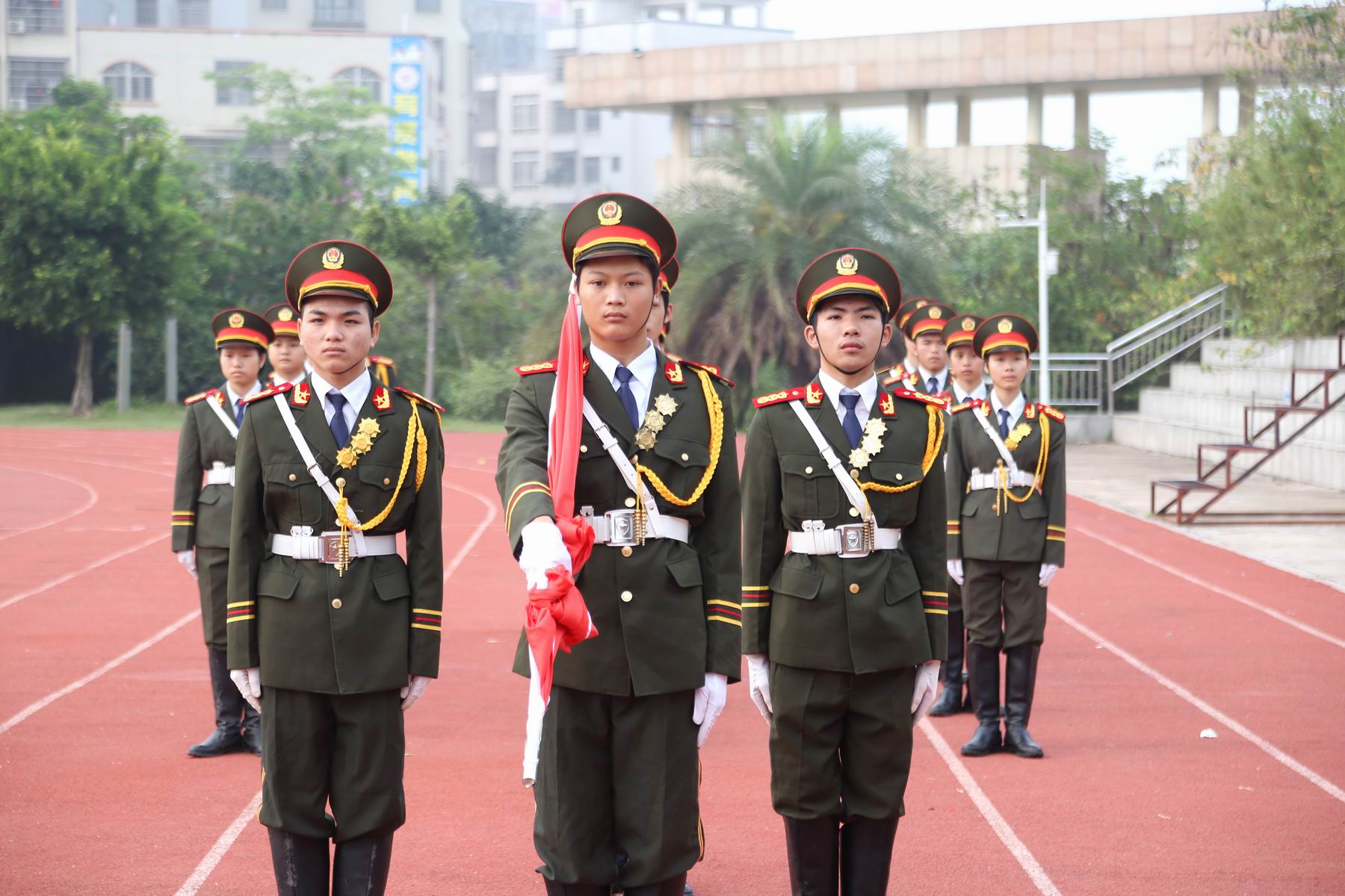 廉江一中校服夏季校服图片