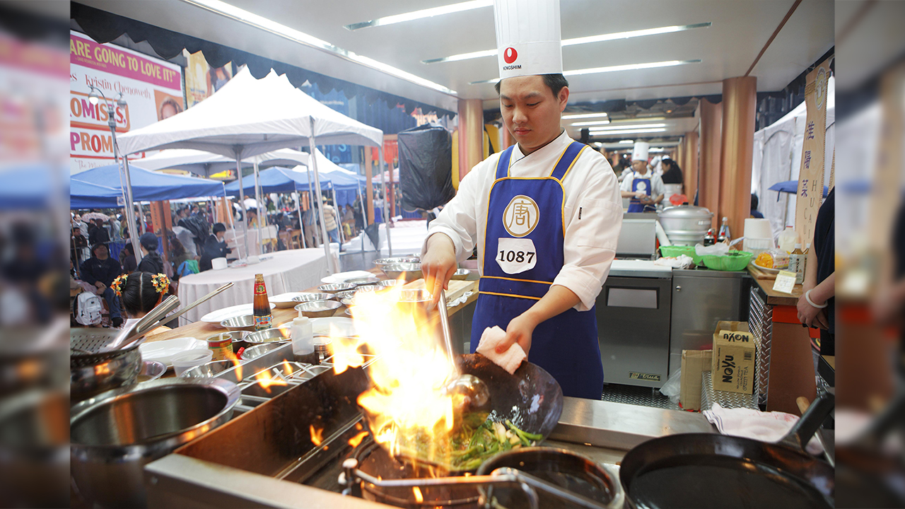 為什麼酒店大廚寧願打工也不自己開飯店,到底能賺多少錢?