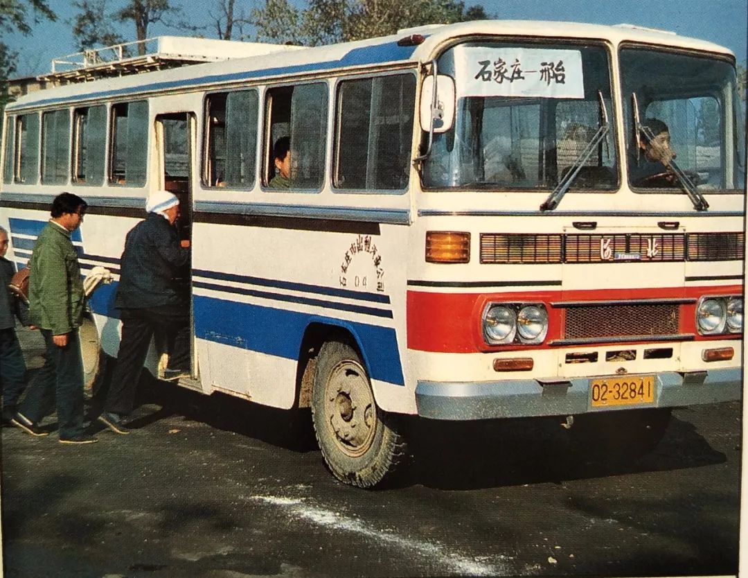 石家庄怀念这几十年石家庄发展的真快呀80年代的街道庄里生产的汽车十