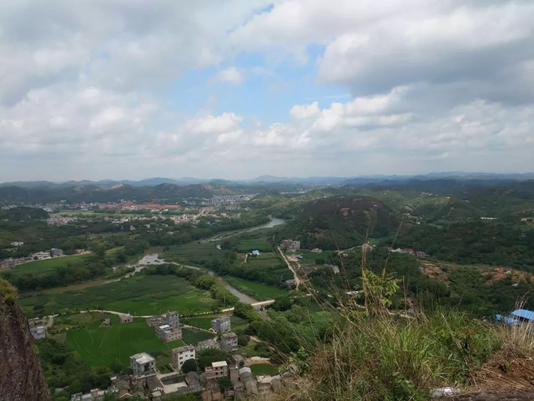 離北流市區一小時車程的這個壯麗山河景美又刺激初夏遊玩剛剛好