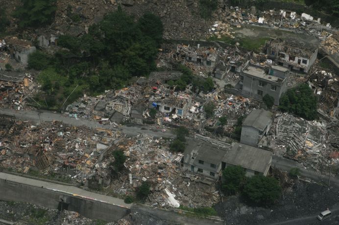 地震四川省汶川縣映秀鎮永遠銘記的時刻這是一個被下午兩點二十八分