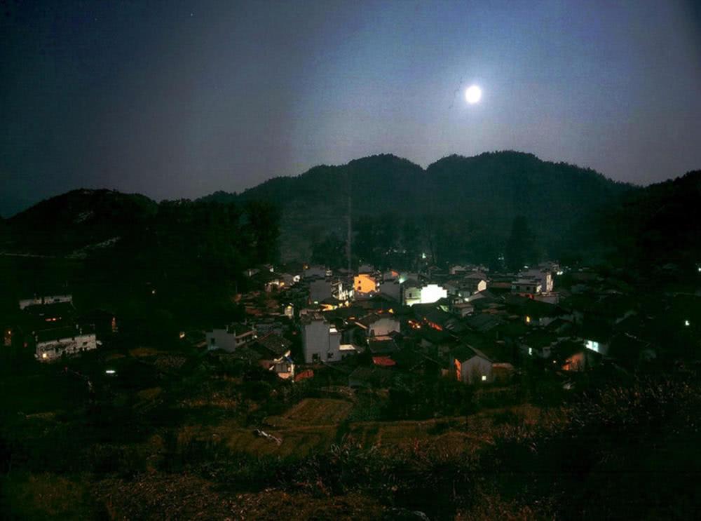 乡下夏天夜晚的景色图片