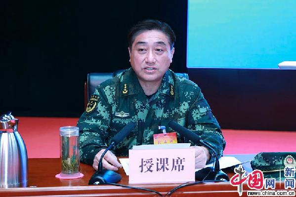 武警部队司令员王宁强调,以提高整体训练水平和部队战斗力为核心目标