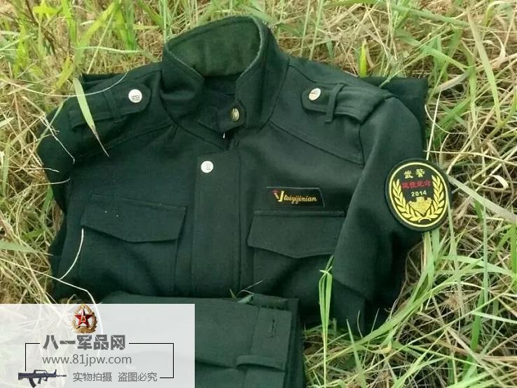 武警退役纪念服图片
