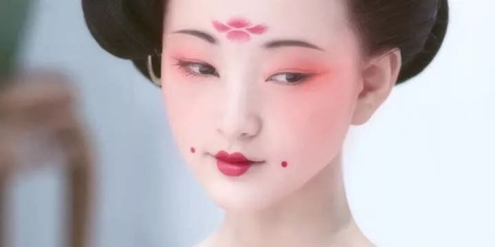唇间美色—唐代口脂文化·体验唐代口脂制作,绘制唐代点唇妆