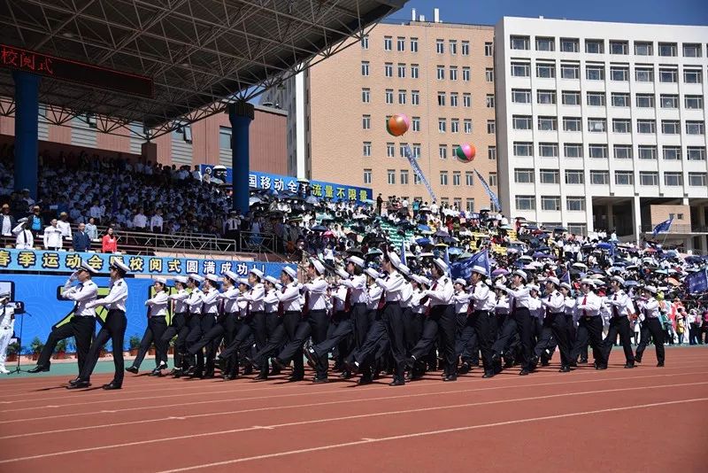 大連海事大學最強閱兵式現場曝光,帥!(附視頻)