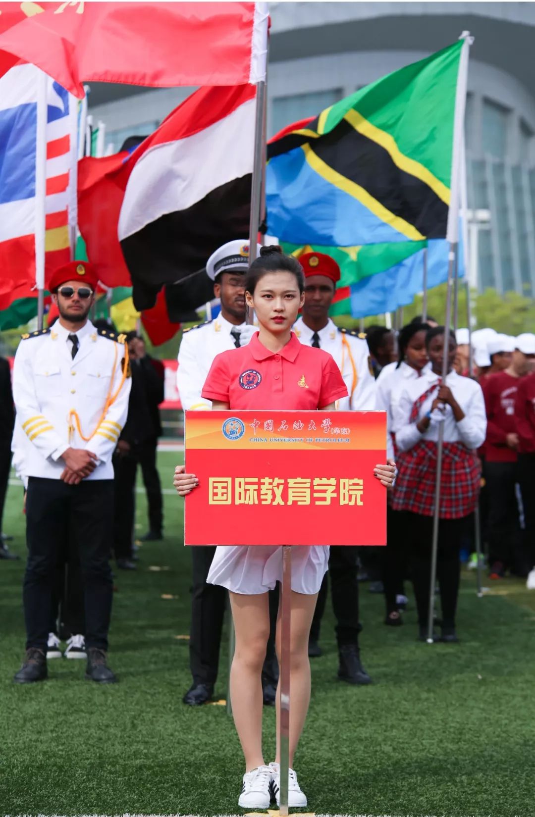 最美举牌女神|让我们一览运动会方队女神风采