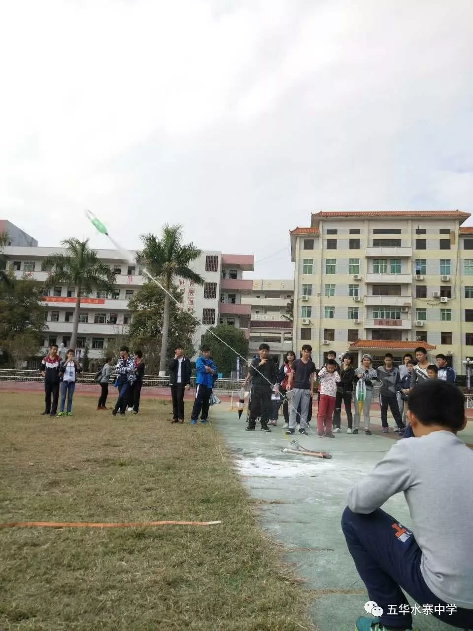 整潔的學生宿舍五華縣田家炳中學2018年招生簡章志願表中填寫學校代碼