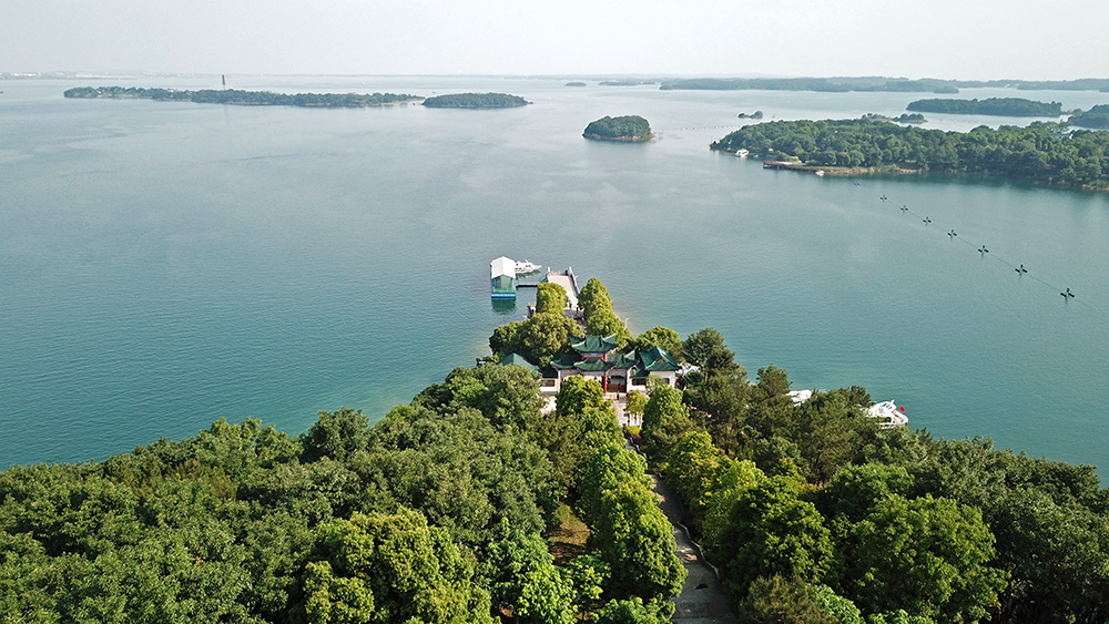 湖心岛旅游风景区图片
