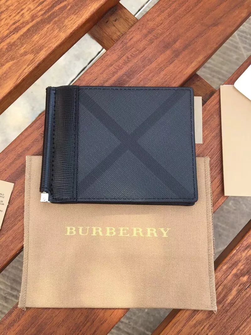 Burberry男士钱包、女士Polo衫--妮妮好价