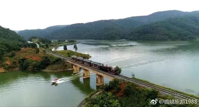 青山,秀水,溫泉,峽谷,在