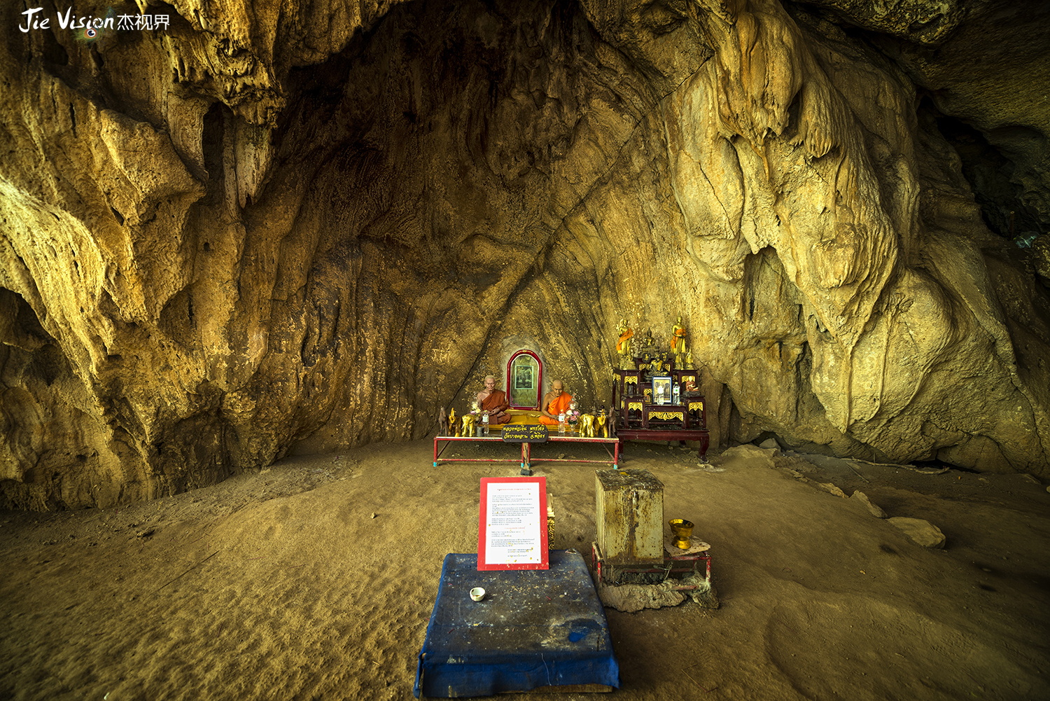 揭秘隐藏在山洞中的泰国皇家庭院帕亚那空山洞