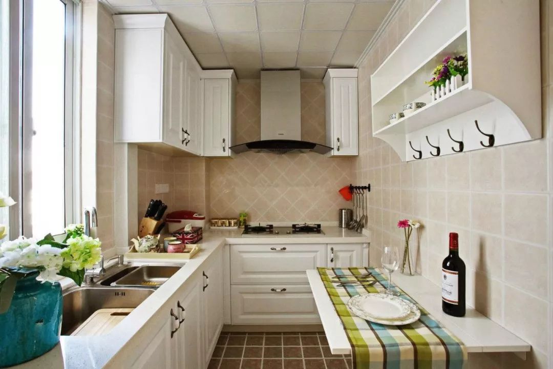 最适合小户型厨房的l型橱柜设计一组,空间再也不浪费