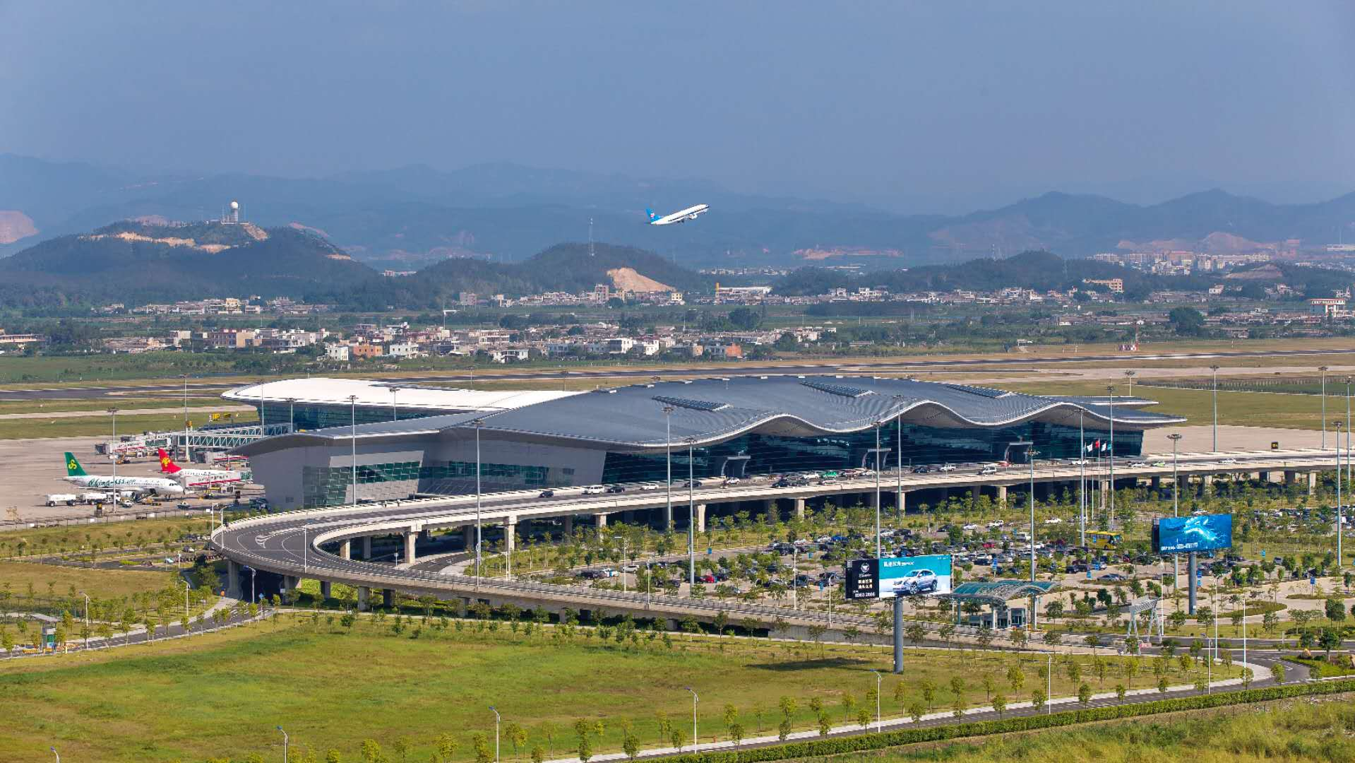 潮汕机场实景图图片