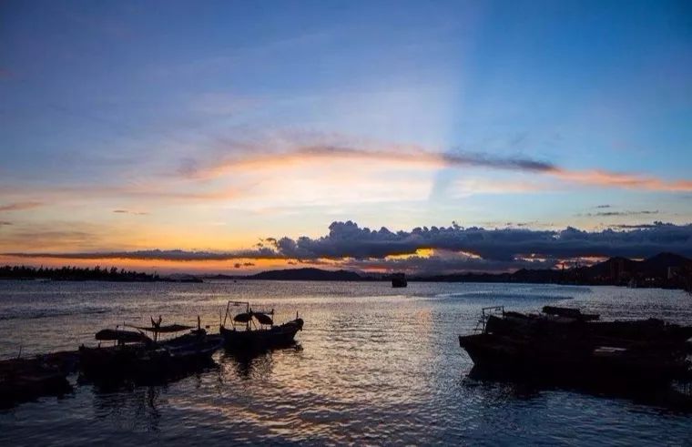 炎炎夏日,和他去汕尾紅海灣享涼爽海邊假期!