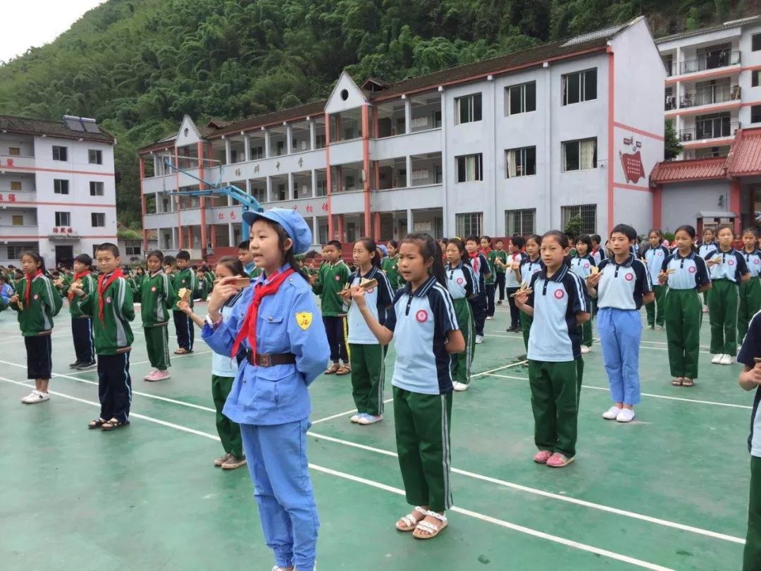 "小灯泡"在行动|基金会助学回访第三站:贵州赤水丙安学校