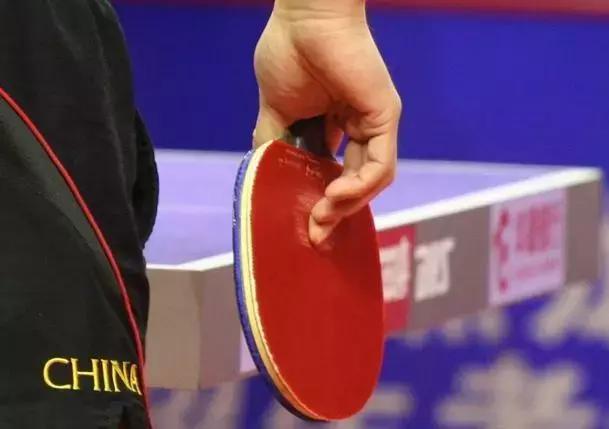国乒直拍横打王者王皓用过哪些乒乓球拍你试过这些拍子吗