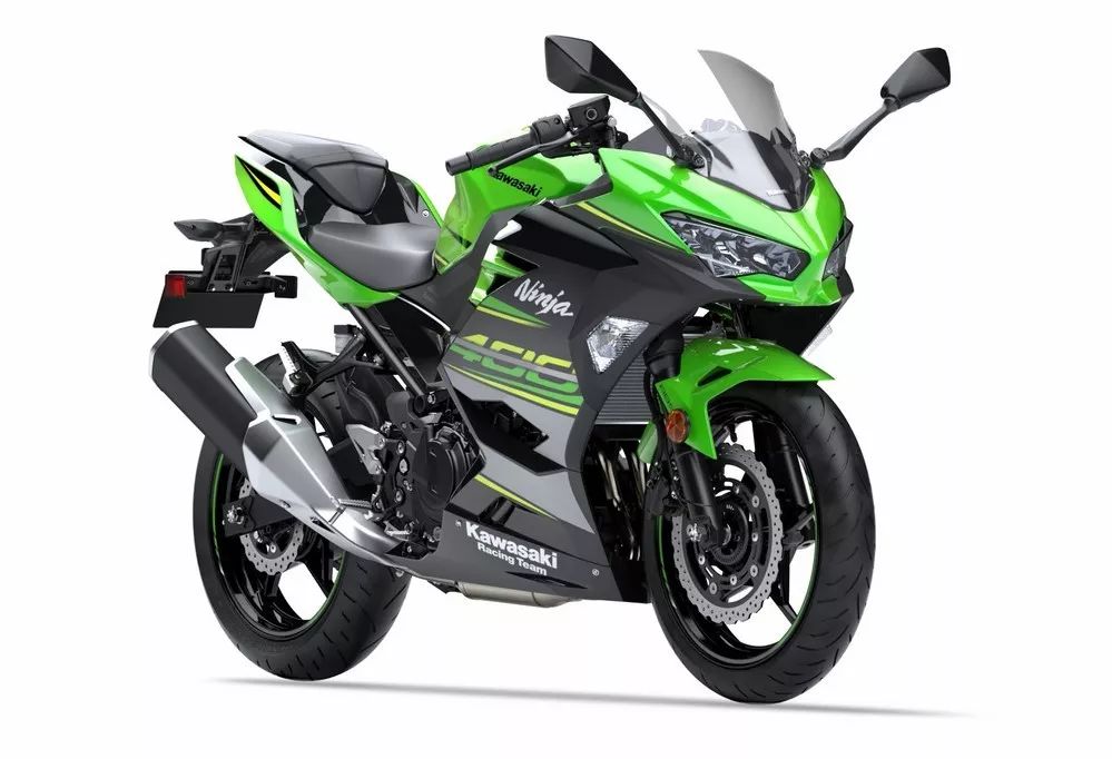 更輕更強的ninja 400怎麼樣?視頻測評(youtube摩托精選)