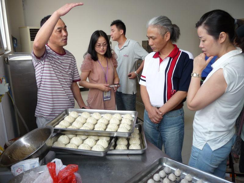 高逸峰包子铺有多少家图片