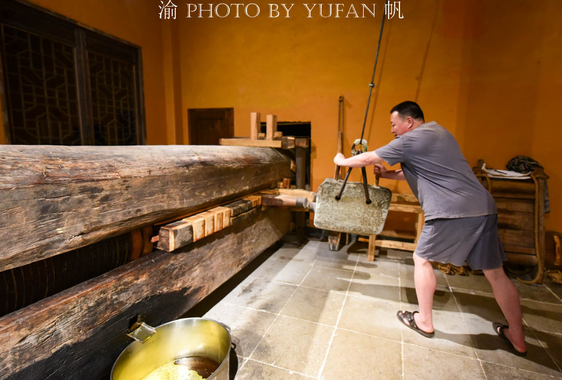 北京爷们与上海女子在篁岭的爱情结晶——传承千年的古法榨油坊