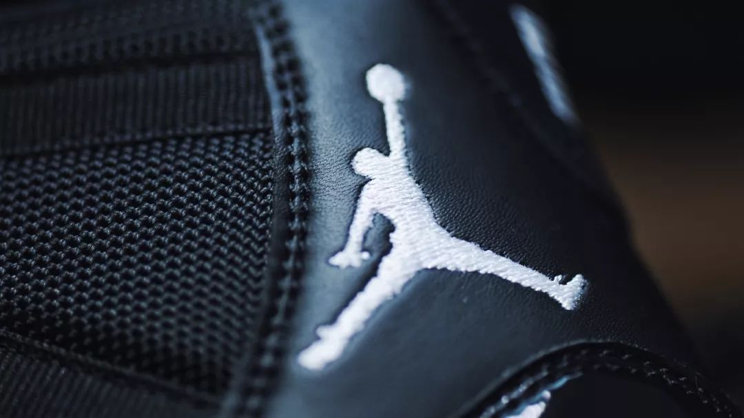 aj11飞人logo图片