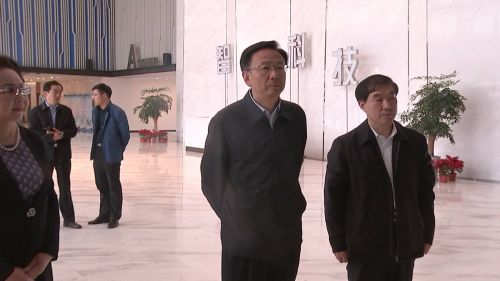 夏心旻调研市经济技术开发区,强调:解放思想勇于创新