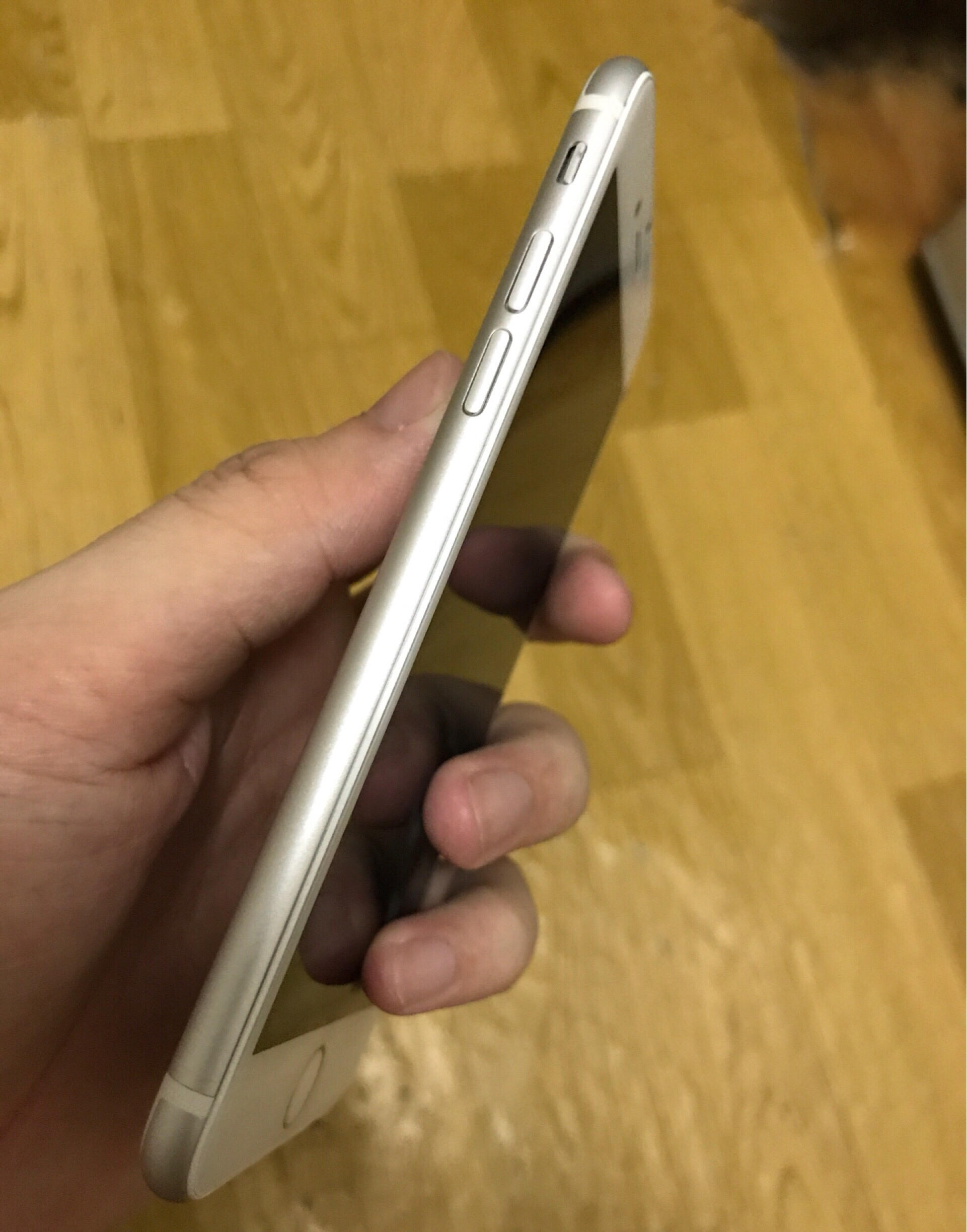 网友花1100买二手iphone7,查询后才知道上当了!